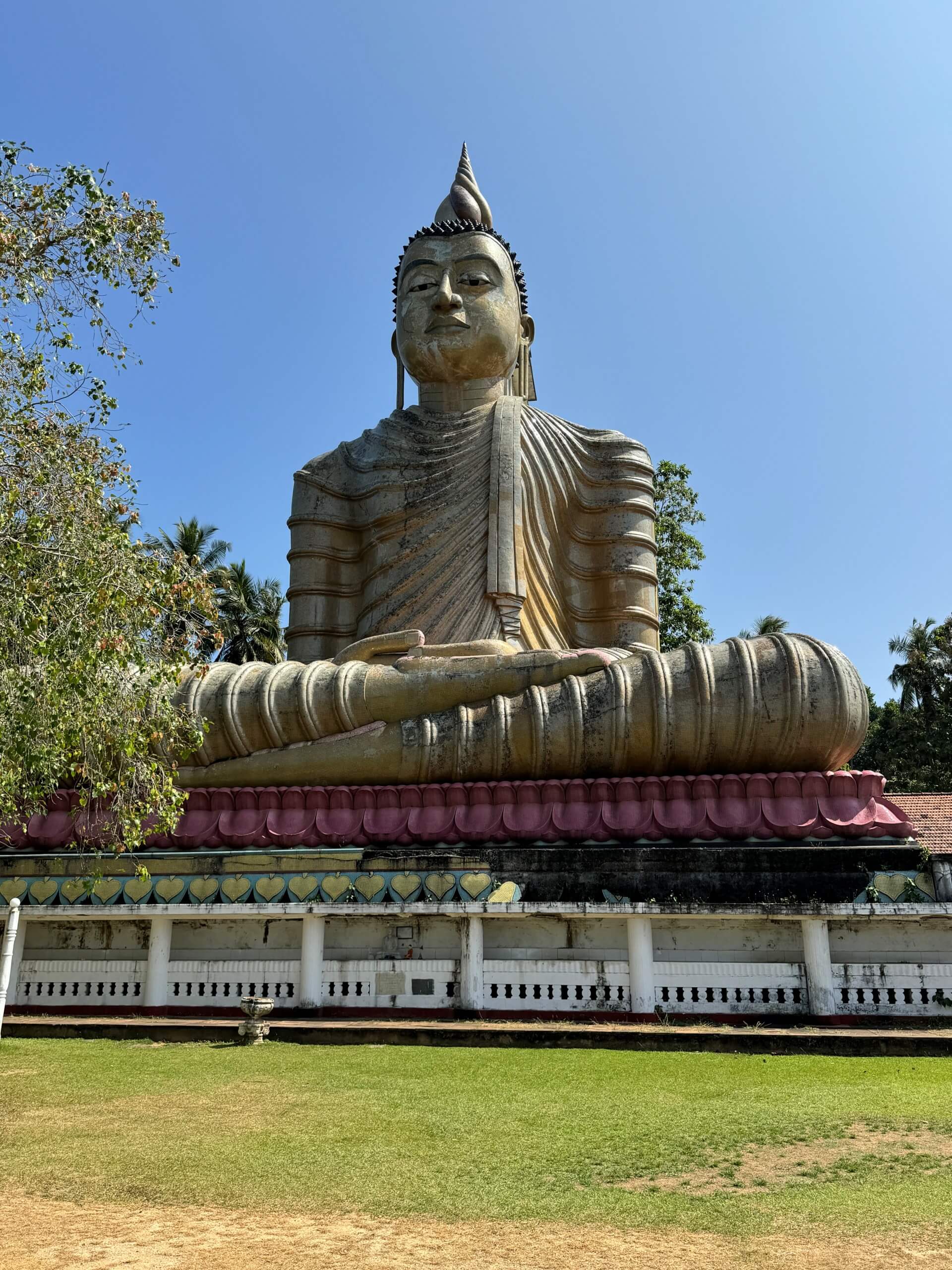 Estátua de Buda no Sri Lanka